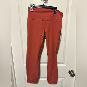 Lululemon Wunder Under 25 Leggings